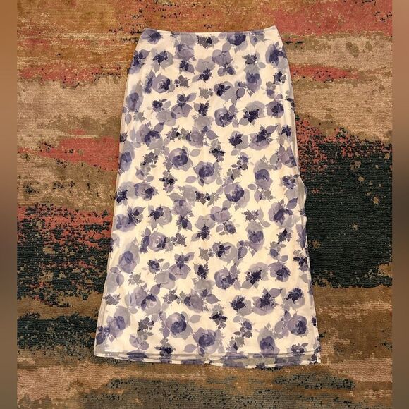 Vintage Floral Print Women's Skirt - Picture 1 of 7